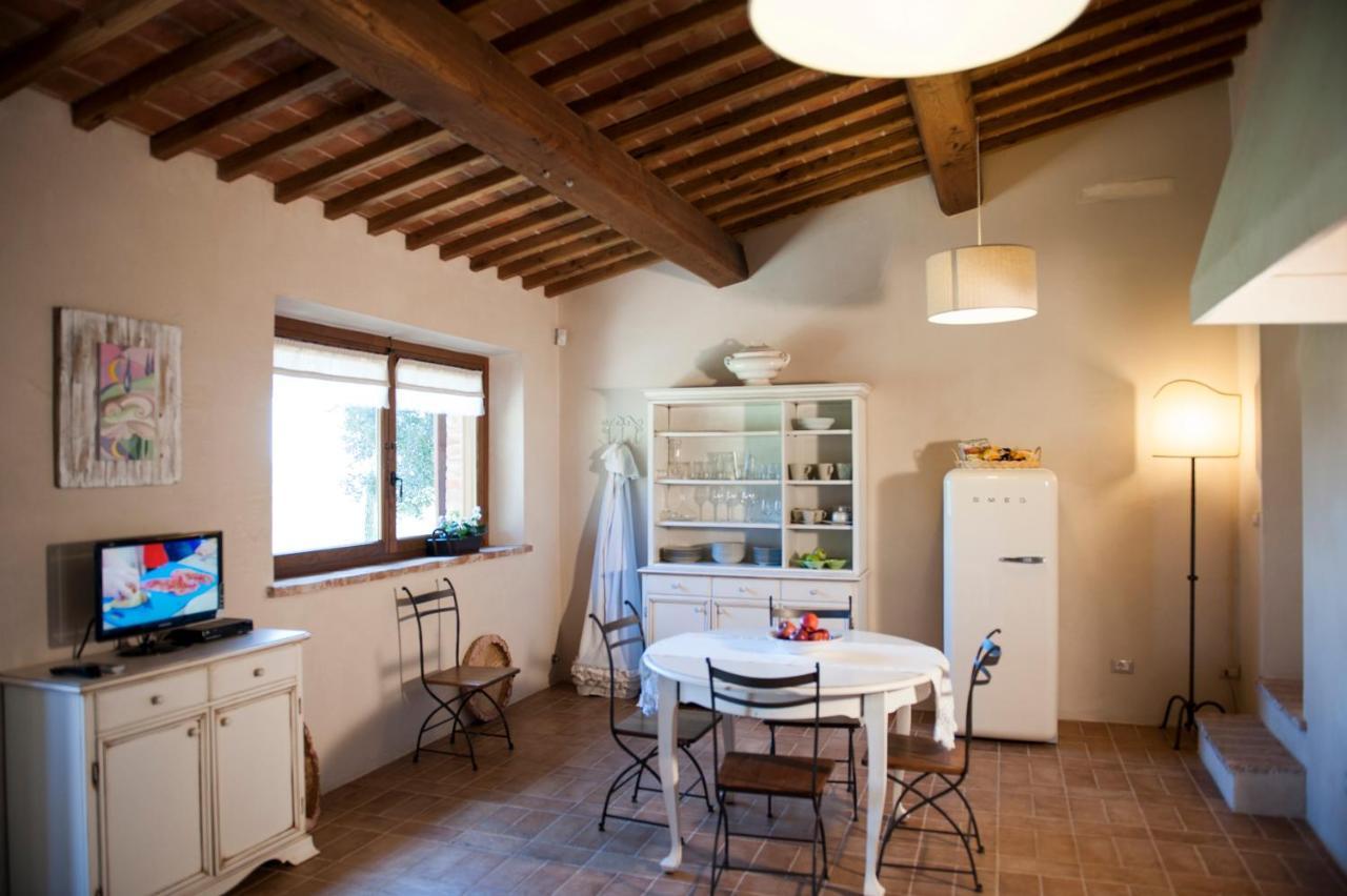 San Giovanni In Poggio 몬테로니다르비아 외부 사진