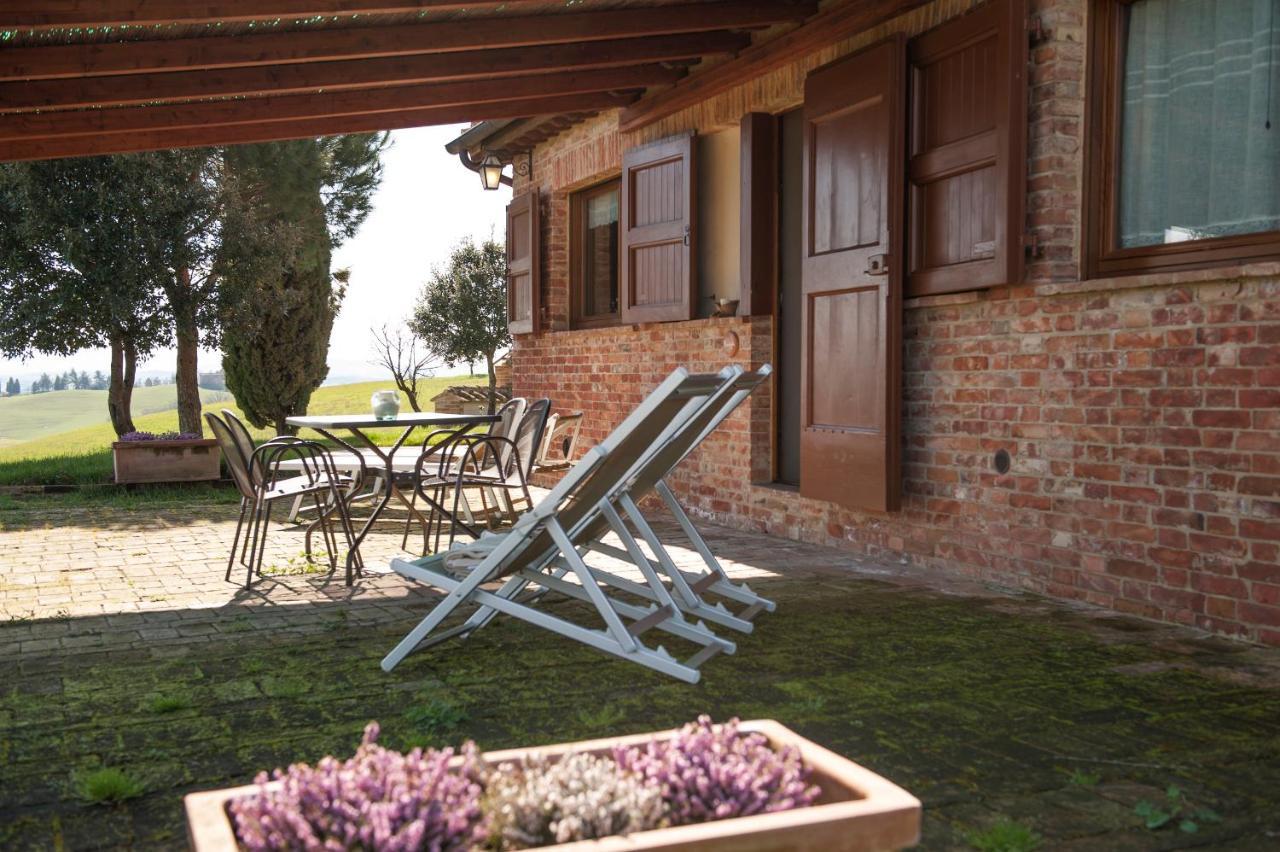 San Giovanni In Poggio 몬테로니다르비아 외부 사진