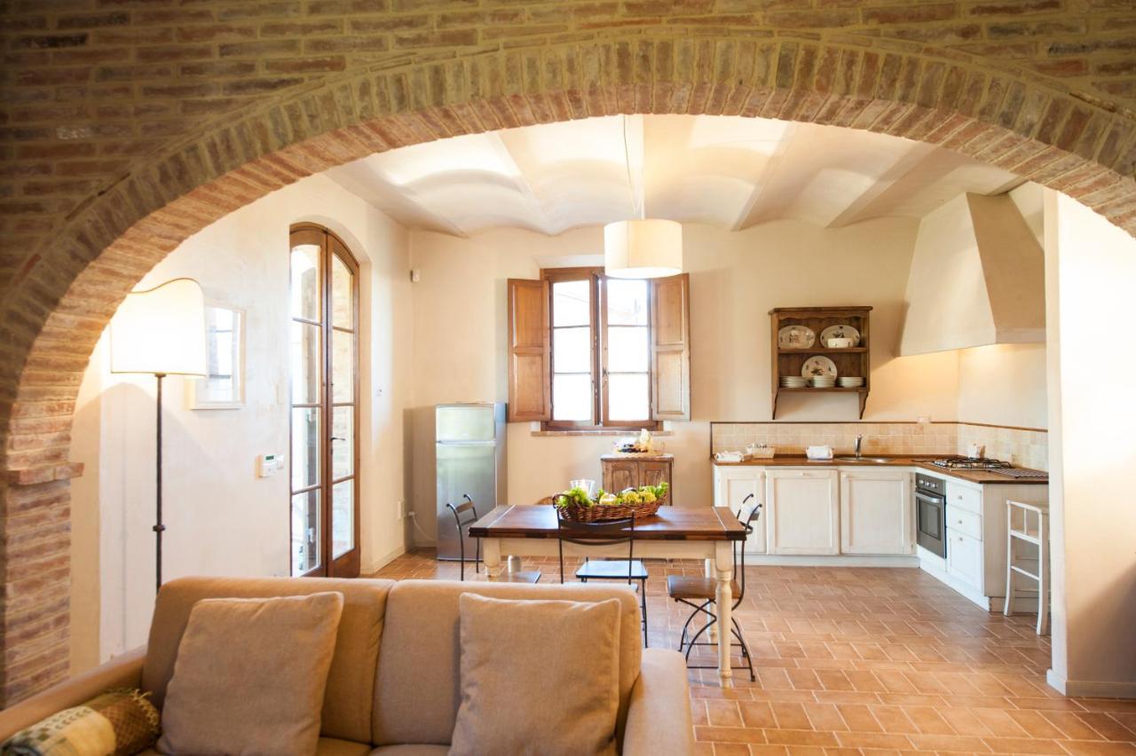 San Giovanni In Poggio 몬테로니다르비아 외부 사진